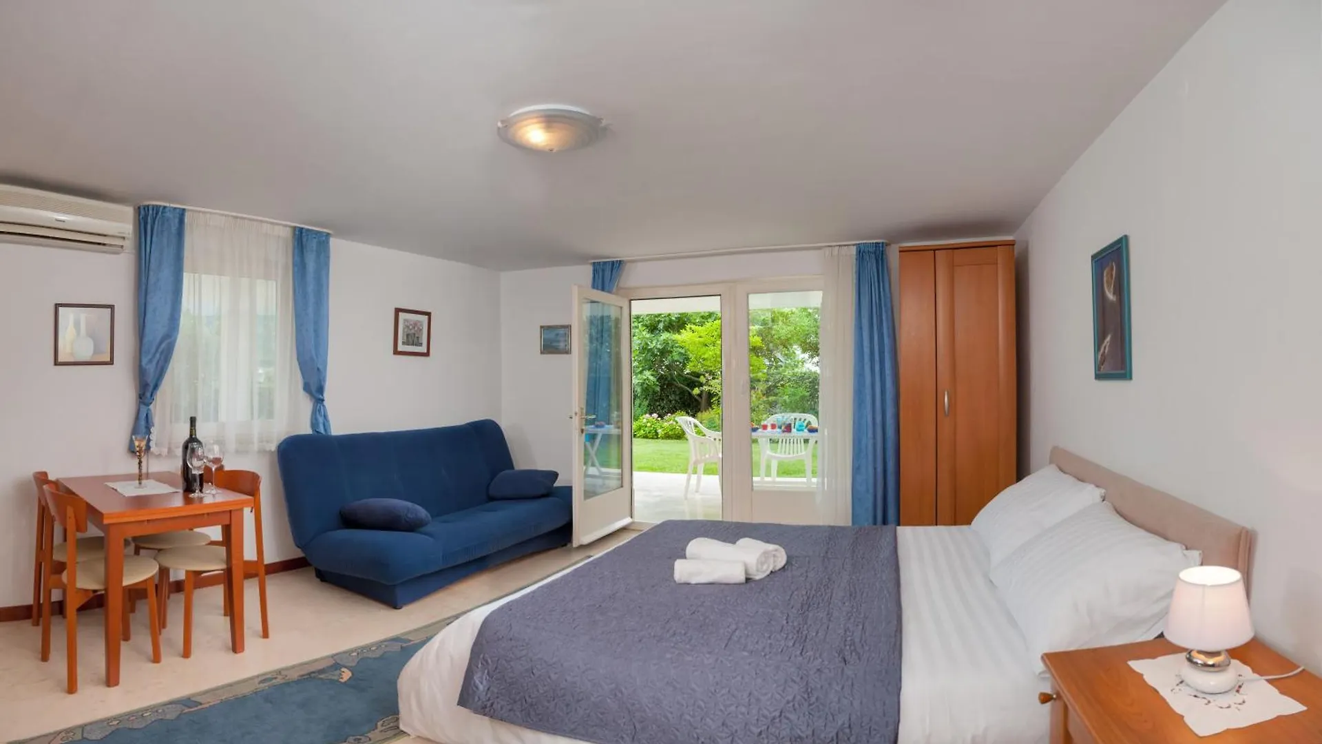 The Beach Studios & Apartments Split